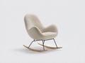 Schaukelstuhl 80x90x100 cm aus Bouclé-Stoff in Beige mit geschwungener Rückenlehne - Moderner Relaxsessel für Wohnbereiche
